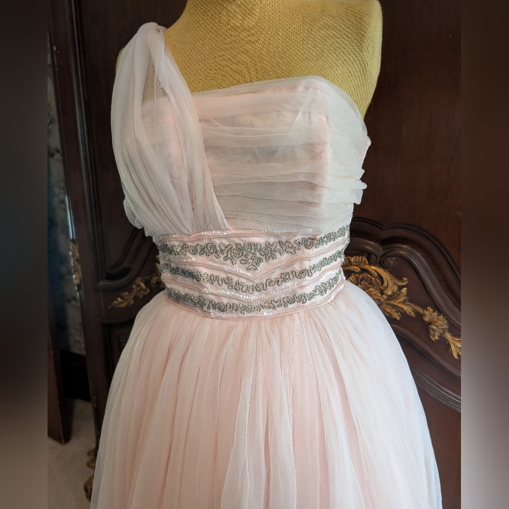 Vintage 1950's 1960's Amazing Blush Pink Tulle Beaded Dress Prom Wedding